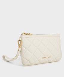 CHARLES & KEITH（チャールズ & キース）の「Cressidaクレシダキルトリストレット（ポーチ）」