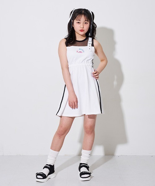 by LOVEiT（バイラビット）の「厚底テープサンダル（サンダル・キッズ・ブラック/オフホワイト・21cm/22cm/23cm/24cm）」の15枚目の写真