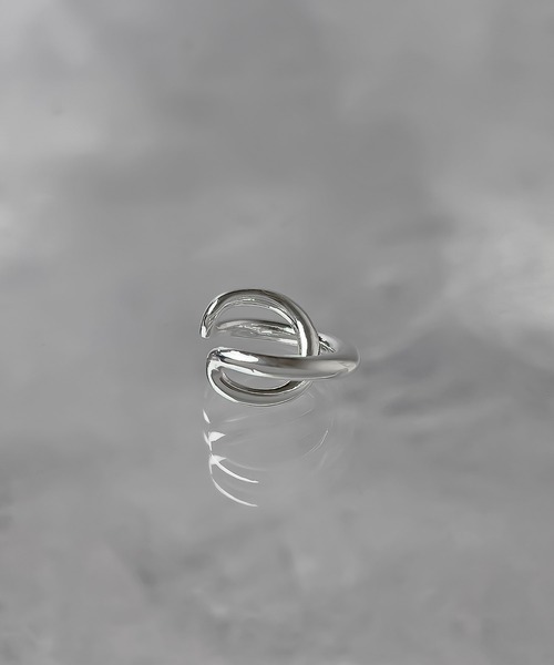 SBG（エスビー）の「SBG クロスラインイヤーカフ/フリーサイズ（イヤーカフ・メンズ・シルバー/ゴールド系その他/シルバー系その他・FREE）」の5枚目の写真