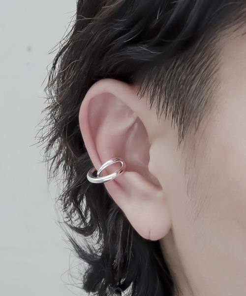 SBG（エスビー）の「SBG クロスラインイヤーカフ/フリーサイズ（イヤーカフ・メンズ・シルバー/ゴールド系その他/シルバー系その他・FREE）」の4枚目の写真