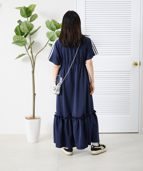 kutir(クティール)の「ハーフジップトラックティアードワンピース(ワンピース・レディース・アイボリー/ネイビー/ブラック・SMALL/MEDIUM)」の5枚目の写真
