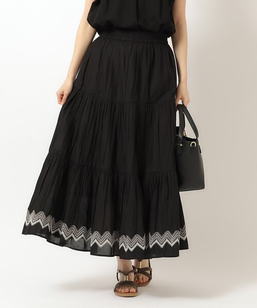 SHOO・LA・RUE（シューラルー）の「◆【洗える/インド綿100％】ふわっと揺れる ティアード刺繍スカート（スカート・レディース・ホワイト/ブルー系その他/レッド系/ブラック・00）」の10枚目の写真