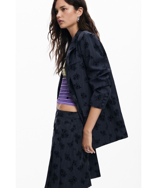 Desigual（デシグアル）の「フラワーデザインテーラードジャケット（テーラードジャケット・レディース・ブラック・S/M/L/XL/XS）」の8枚目の写真