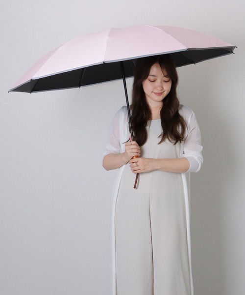 グレーのウッドハンドル折りたたみ傘