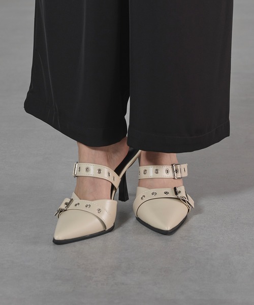 SETUP7(セットアップセブン)の「【SETUP7】ポインテッドトゥ ベルト デザイン ミュール パンプス SCCH(パンプス・レディース・ホワイト/ブラック/シルバー・23cm/23.5cm/24cm)」の20枚目の写真