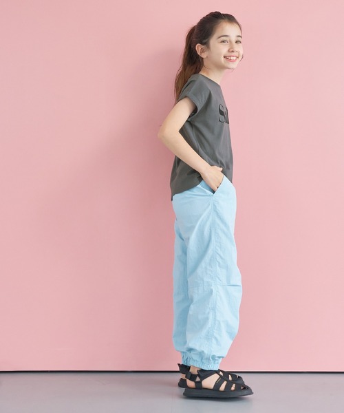 coca(coca)(コカ)の「キッズ 親子お揃いフレンチスリーブロゴTシャツ(Tシャツ/カットソー・キッズ・チャコール/ホワイト/オートミール/アイボリー・140/120/150/130)」の14枚目の写真