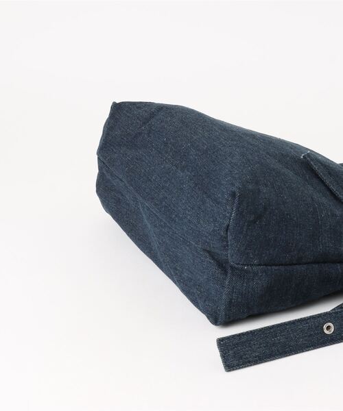 SPINNS（スピンズ）の「ハトメデザイン リボンショルダーバッグ（ショルダーバッグ・レディース・ブラック/ブルー系その他・ONESIZE）」の19枚目の写真