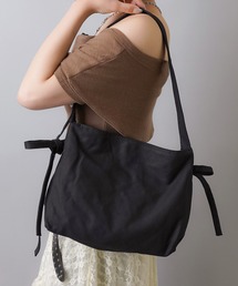 SPINNS | ハトメデザイン リボンショルダーバッグ(ショルダーバッグ)