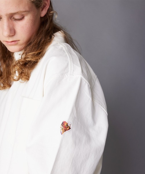 rehacer（レアセル）の「rehacer : Heavy Weight Cotton Loose Shirt with Flower Heart（シャツ/ブラウス・メンズ・ホワイト/ブラウン/ブラック・SMALL/MEDIUM/LARGE/X-LARGE）」の13枚目の写真