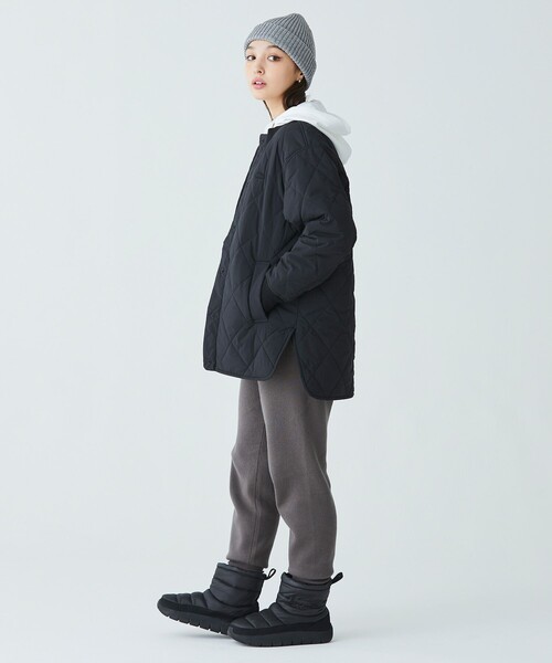 LACOSTE（ラコステ）の「ウィメンズ SERVE SLIPPER MID 2241CFA / 中綿キルティング ウィンターブーツ（ブーツ・レディース・ブラック×ブラック・23.5cm/22.5cm/24.0cm/25.0cm）」の13枚目の写真