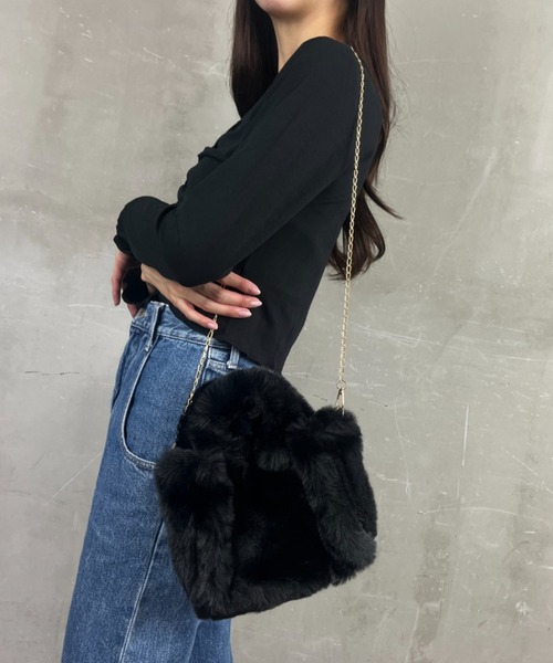 Loco Ocean（ロコオーシャン）の「【2way】フェイクファー / トートバッグ ハンドバッグ ショルダーバッグ（ショルダーバッグ・レディース・ベージュ/ブラック・ONE SIZE）」の6枚目の写真
