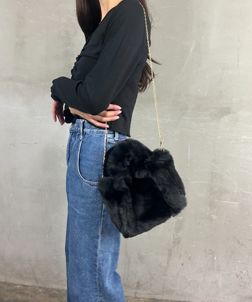 Loco Ocean（ロコオーシャン）の「【2way】フェイクファー / トートバッグ ハンドバッグ ショルダーバッグ（ショルダーバッグ・レディース・ベージュ/ブラック・ONE SIZE）」の7枚目の写真