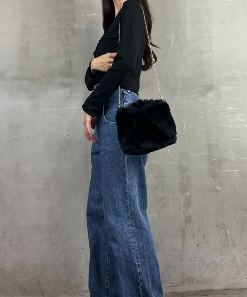 Loco Ocean（ロコオーシャン）の「【2way】フェイクファー / トートバッグ ハンドバッグ ショルダーバッグ（ショルダーバッグ・レディース・ベージュ/ブラック・ONE SIZE）」の8枚目の写真