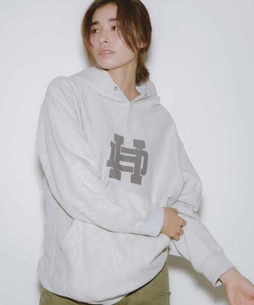 JOURNAL STANDARD(ジャーナルスタンダード)の「東野デニム × JOURNAL STANDARD / HOODIE(パーカー・メンズ・グレー/ライトグレー・SMALL/MEDIUM/LARGE)」の2枚目の写真