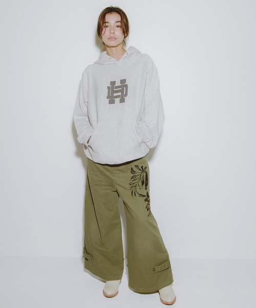 JOURNAL STANDARD(ジャーナルスタンダード)の「東野デニム × JOURNAL STANDARD / HOODIE(パーカー・メンズ・グレー/ライトグレー・SMALL/MEDIUM/LARGE)」の3枚目の写真