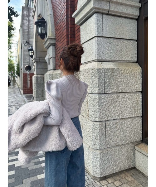 Her lip to（ハーリップトゥー）の「Volume-Sleeve Glitter Knit Top（ニット/セーター・レディース・ブラック/グレー系/ピンク系/ベージュ・S/M）」の11枚目の写真