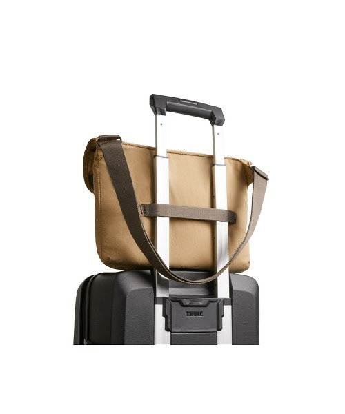 entre square(アントレスクエアー)の「Bellroy/ショルダーバッグ Cinch Messenger Bag サンド(廃盤カラー)(ショルダーバッグ・メンズ・サンドベージュ・ONE SIZE)」の8枚目の写真