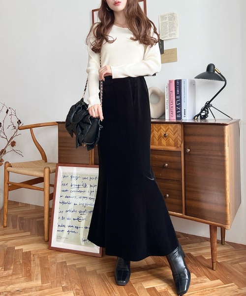 LOULOU select（ルルセレクト）の「マーメイドフレアベロアスカート