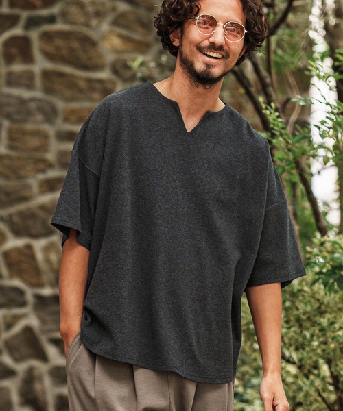 CAMBIO(カンビオ)の「mt9419- Span Fraise Short Sleeve Key Neck Cut Sew カットソー(Tシャツ/カットソー・メンズ・ホワイト/ブラック/チャコール・S/M/L)」の22枚目の写真