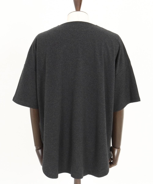 CAMBIO(カンビオ)の「mt9419- Span Fraise Short Sleeve Key Neck Cut Sew カットソー(Tシャツ/カットソー・メンズ・ホワイト/ブラック/チャコール・S/M/L)」の8枚目の写真