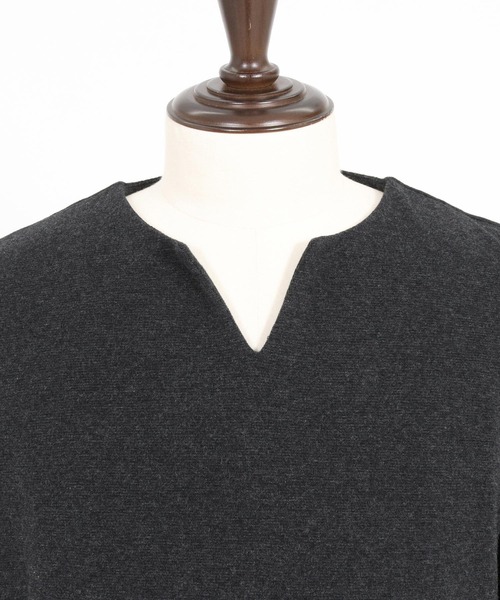 CAMBIO(カンビオ)の「mt9419- Span Fraise Short Sleeve Key Neck Cut Sew カットソー(Tシャツ/カットソー・メンズ・ホワイト/ブラック/チャコール・S/M/L)」の7枚目の写真