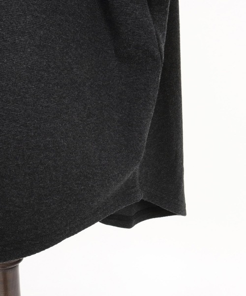 CAMBIO(カンビオ)の「mt9419- Span Fraise Short Sleeve Key Neck Cut Sew カットソー(Tシャツ/カットソー・メンズ・ホワイト/ブラック/チャコール・S/M/L)」の4枚目の写真