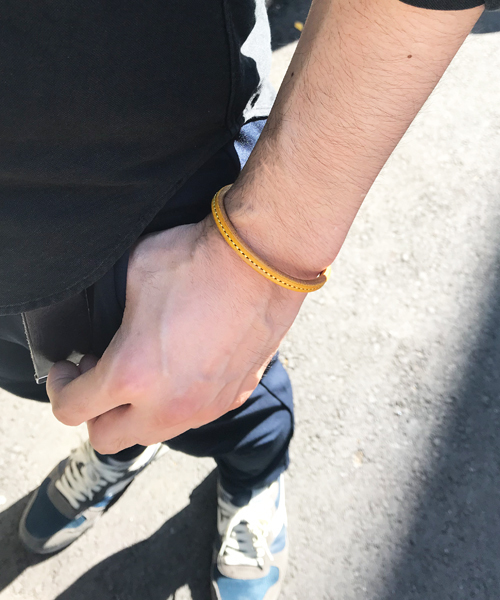 Esperanto(エスペラント)の「esperanto (エスペラント)/ブッテーロレザー スナップブレスレット(ブレスレット・メンズ・ライトブラウン/ネイビー/イエロー/ブラック/ホワイト/ブラウン/タン/グリーン/レッド/オレンジ・ONE SIZE)」の8枚目の写真