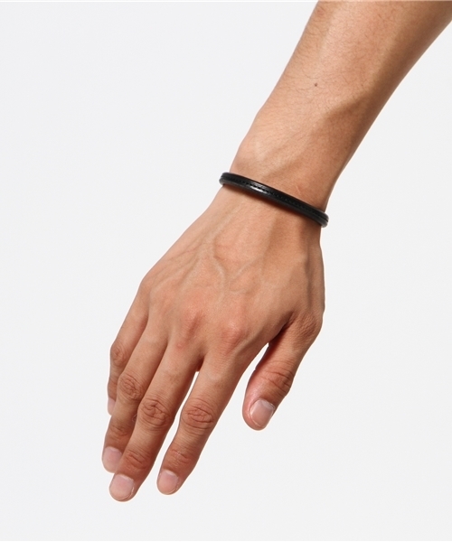 Esperanto(エスペラント)の「esperanto (エスペラント)/ブッテーロレザー スナップブレスレット(ブレスレット・メンズ・ライトブラウン/ネイビー/イエロー/ブラック/ホワイト/ブラウン/タン/グリーン/レッド/オレンジ・ONE SIZE)」の13枚目の写真