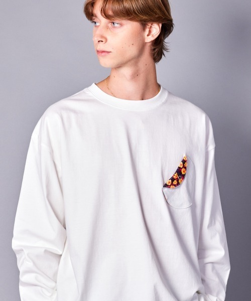 rehacer(レアセル)の「rehacer : 80`S Flower Pocket L/S CS / エイティーズ フラワーポケットロングスリーブ カットソー(Tシャツ/カットソー・メンズ・ブラック/ホワイト・SMALL/MEDIUM/LARGE/X-LARGE)」の1枚目の写真