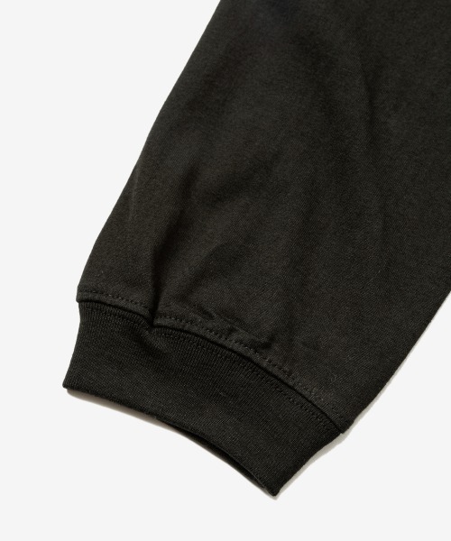 rehacer(レアセル)の「rehacer : 80`S Flower Pocket L/S CS / エイティーズ フラワーポケットロングスリーブ カットソー(Tシャツ/カットソー・メンズ・ブラック/ホワイト・SMALL/MEDIUM/LARGE/X-LARGE)」の3枚目の写真