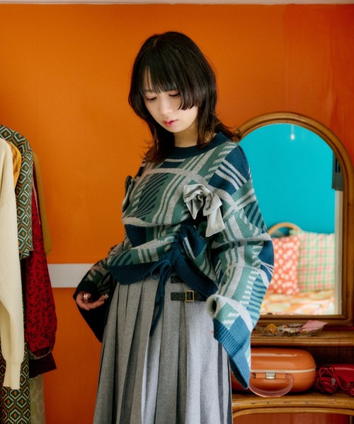 kutir(クティール)の「【クティールとレトロ】ベロアリボン付きチェックジャガードドロストニット(ニット/セーター・レディース・ブラック系/グリーン系/オレンジ系・FREE)」の18枚目の写真