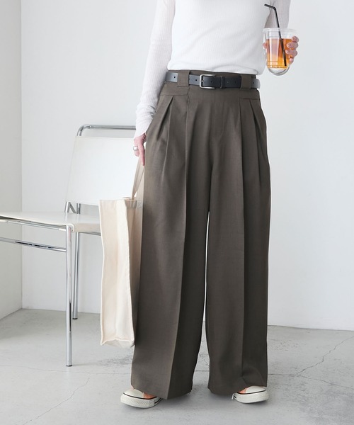 BONLECILL(ボンルシール)の「【セットアップ対応】フェイクリネン パーフェクトシルエットTタックワイドパンツ(スラックス・レディース・チャコールグレー/アイボリー/ブラック/ブラウン/ベージュ・L/M)」の4枚目の写真