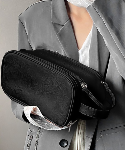 LA VORAGINE（ラ ヴォラジネ）の「仕切り大容量メイク収納ポーチ（ポーチ・レディース・ピンク/ホワイト/ベージュ/ブラック・FREE）」の3枚目の写真