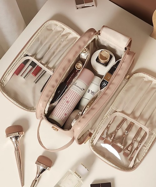 LA VORAGINE（ラ ヴォラジネ）の「仕切り大容量メイク収納ポーチ（ポーチ・レディース・ピンク/ホワイト/ベージュ/ブラック・FREE）」の14枚目の写真