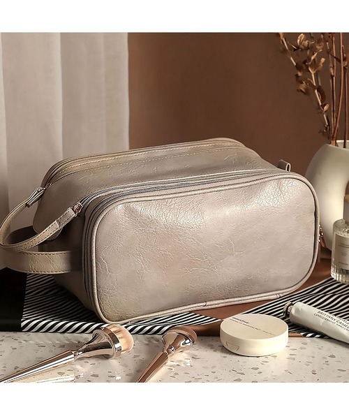 LA VORAGINE（ラ ヴォラジネ）の「仕切り大容量メイク収納ポーチ（ポーチ・レディース・ピンク/ホワイト/ベージュ/ブラック・FREE）」の10枚目の写真