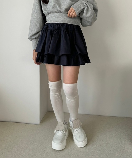 one after another NICE CLAUP(ワンアフターアナザーナイスクラップ)の「ティアードミニスカート(スカート・レディース・オフホワイト/ネイビー/キャメル・FREE)」の22枚目の写真