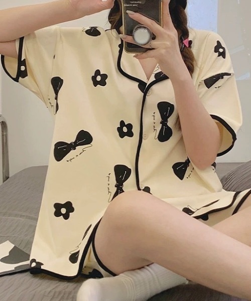 Teem Store(チームストア)の「【2点セット】ゆったり前開きルームウェア リボンパジャマ半袖 ショートパンツ(ルームウェア/パジャマ・レディース・ピンク/アイボリー/ブラック/アイボリー系1・L/M)」の3枚目の写真