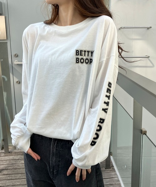 GLAMOROUS JANE(グラマラスジェーン)の「BETTY BOOPプリントプルオーバー(Tシャツ/カットソー・レディース・チャコールグレー/オフホワイト/ブラック・FREE)」の8枚目の写真