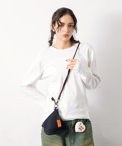 UNIVERSAL OVERALL(ユニバーサルオーバーオール)の「【UNIVERSALOVERALL / ユニバーサルオーバーオール】PYRAMID MESH SHOULDER/メッシュショルダー/ユニセックス/SUVO-020(ショルダーバッグ・メンズ・ホワイト/チャコールグレー/ブラック/ライム/サックスブルー・フリー)」の19枚目の写真