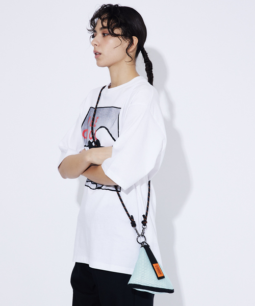 UNIVERSAL OVERALL(ユニバーサルオーバーオール)の「【UNIVERSALOVERALL / ユニバーサルオーバーオール】PYRAMID MESH SHOULDER/メッシュショルダー/ユニセックス/SUVO-020(ショルダーバッグ・メンズ・ホワイト/チャコールグレー/ブラック/ライム/サックスブルー・フリー)」の7枚目の写真
