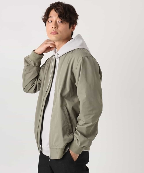 a.v.v（アーヴェヴェ）の「【撥水/洗濯機で洗える】ストレッチリブブルゾン（ブルゾン・メンズ・ライトベージュ/カーキ・46/48/50）」の2枚目の写真