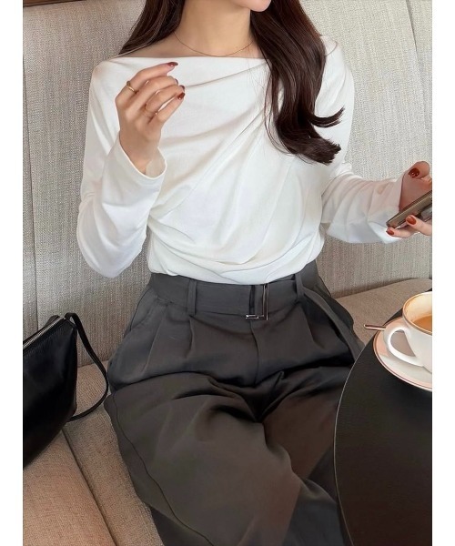 amel（エイメル）の「【RE ARRIVAL】ドレープデザイントップス / ホワイト（Tシャツ/カットソー・レディース・ホワイト・FREE）」の19枚目の写真