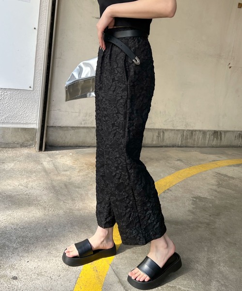 Futier land（フューティアランド）の「ジャガードフラワーパンツ（その他パンツ・レディース・グレー/ブラック・MEDIUM/LARGE）」の3枚目の写真