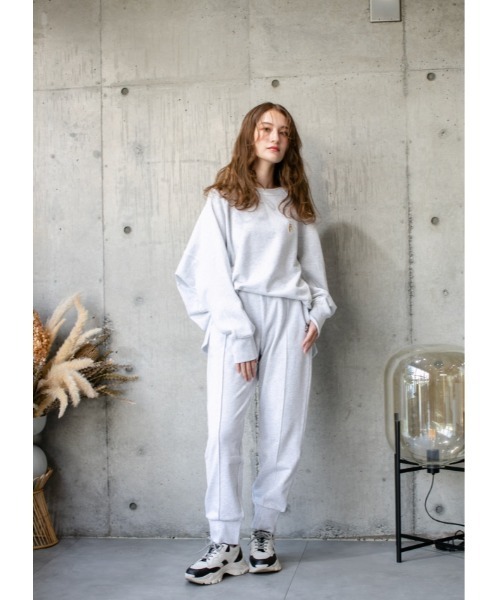 INNOCENT(イノセント)の「【MAKE-AI】スウェット セットアップ(トップス&パンツ)(セットアップ・レディース・グレー/ブラック/ベージュ・FREE)」の2枚目の写真