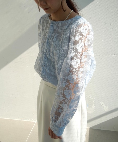 flower（フラワー）の「ガーデンブルームブラウス（シャツ/ブラウス・レディース・ブルー/アイボリー/ピンク・FREE）」の12枚目の写真