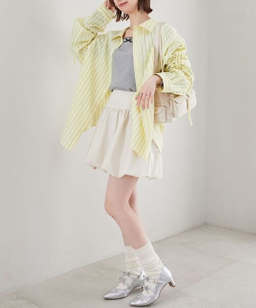 MAJESTIC LEGON(マジェスティックレゴン)の「袖ドロストギャザーシャツ(シャツ/ブラウス・レディース・イエロー/ピンク/ブルー・MEDIUM)」の5枚目の写真