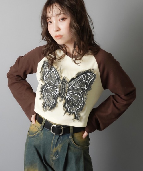 SPINNS(スピンズ)の「長袖ラグランカットソー/ロンT/バタフライ(Tシャツ/カットソー・レディース・ホワイト系その他/グレー系その他/ベージュ系その他・ONESIZE)」の12枚目の写真