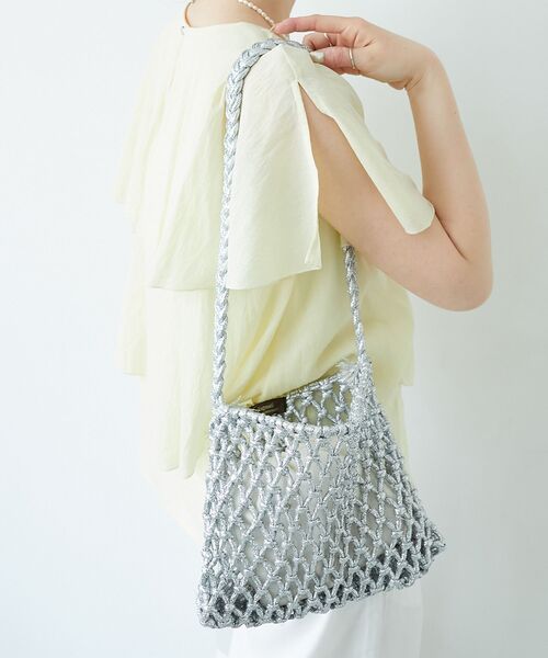 le.coeur blanc（ルクールブラン）の「Bagmati メタリックショルダー（ショルダーバッグ・レディース・シルバー/ゴールド・FREE）」の6枚目の写真