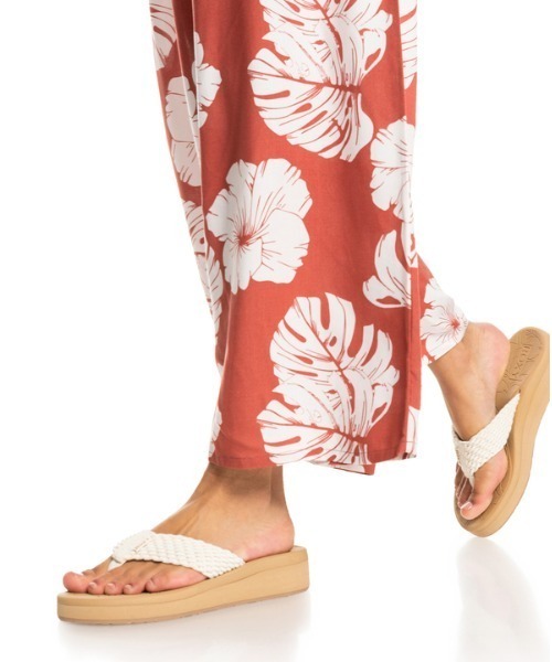 ROXY(ロキシー)の「CAILLAY JP/ロキシートングサンダル(サンダル・レディース・マルチ/ホワイト/ブラック・MEDIUM/SMALL/LARGE)」の14枚目の写真