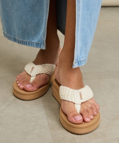 ROXY(ロキシー)の「CAILLAY JP/ロキシートングサンダル(サンダル・レディース・マルチ/ホワイト/ブラック・MEDIUM/SMALL/LARGE)」の22枚目の写真